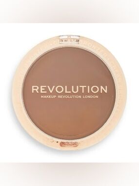 Makeup Revolution Ultra Cream Bronzer in Light